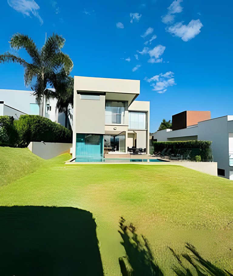 Mansão Full com Hidro • Melhor localização de Escarpas do La