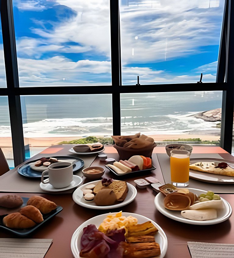 Exclusividade Frente Mar com Hidro e Café da Manhã