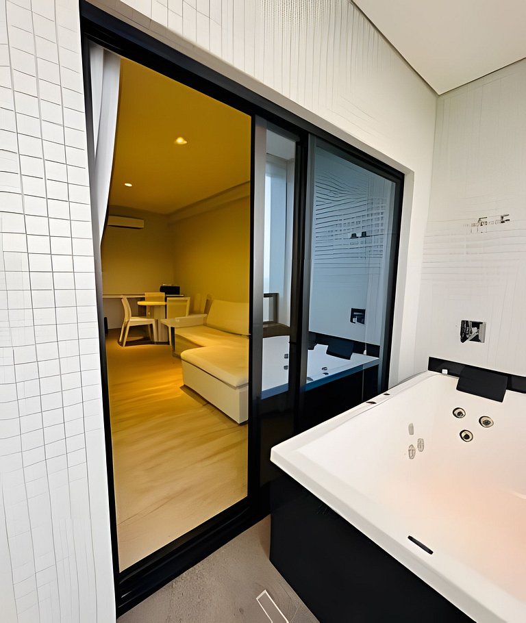 Exclusividade Frente Mar com Hidro e Café da Manhã