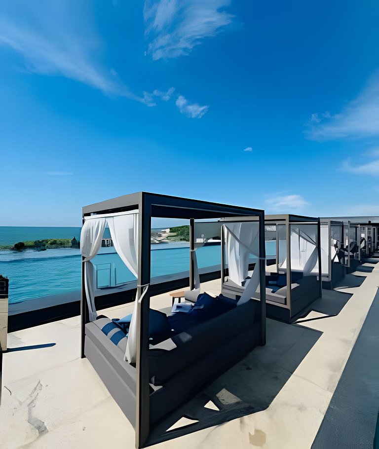 Exclusividade Frente Mar com Hidro e Café da Manhã