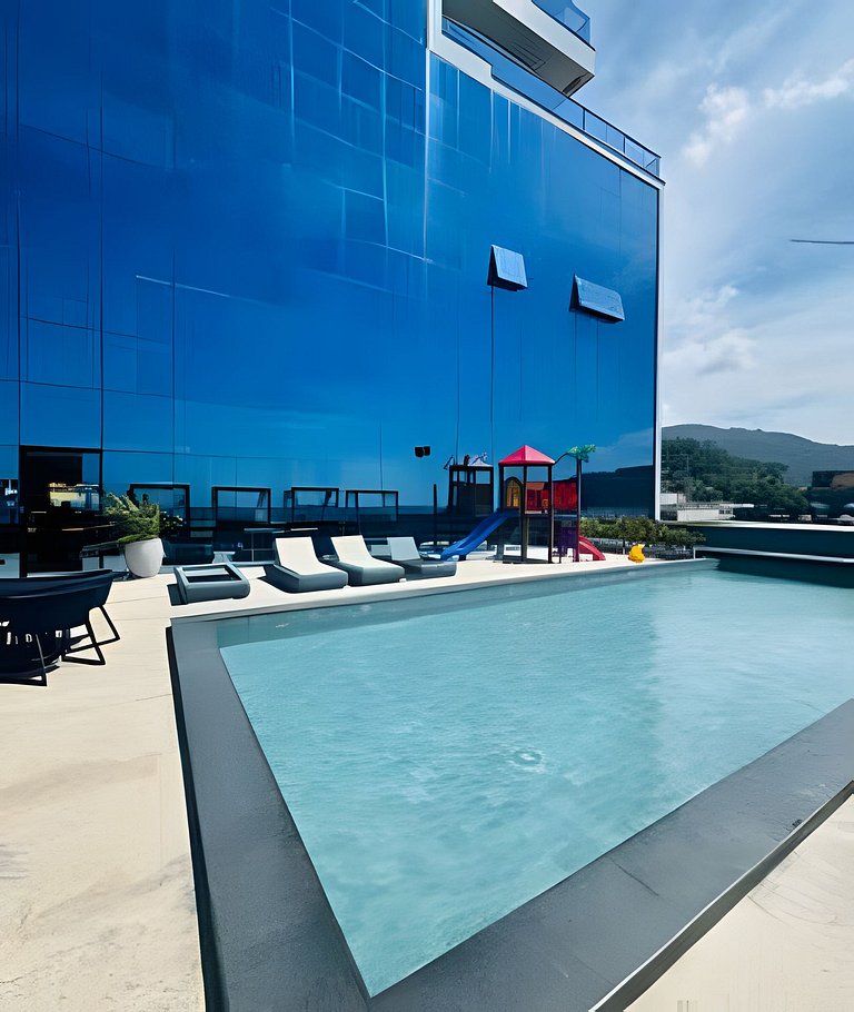 Exclusividade Frente Mar com Hidro e Café da Manhã